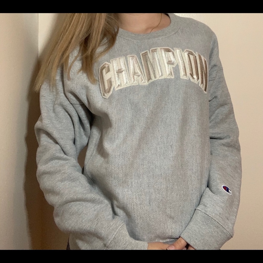 ★ grey champion crewneck